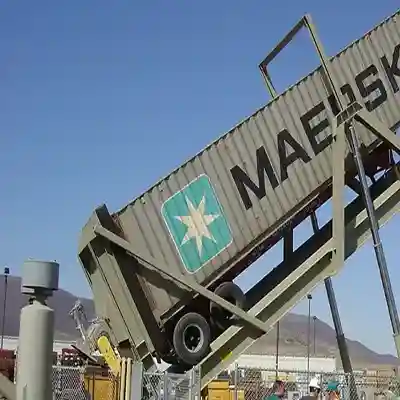 hydraulic truck flipper.webp