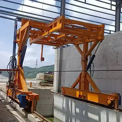 mobile Container Tilter 1.webp